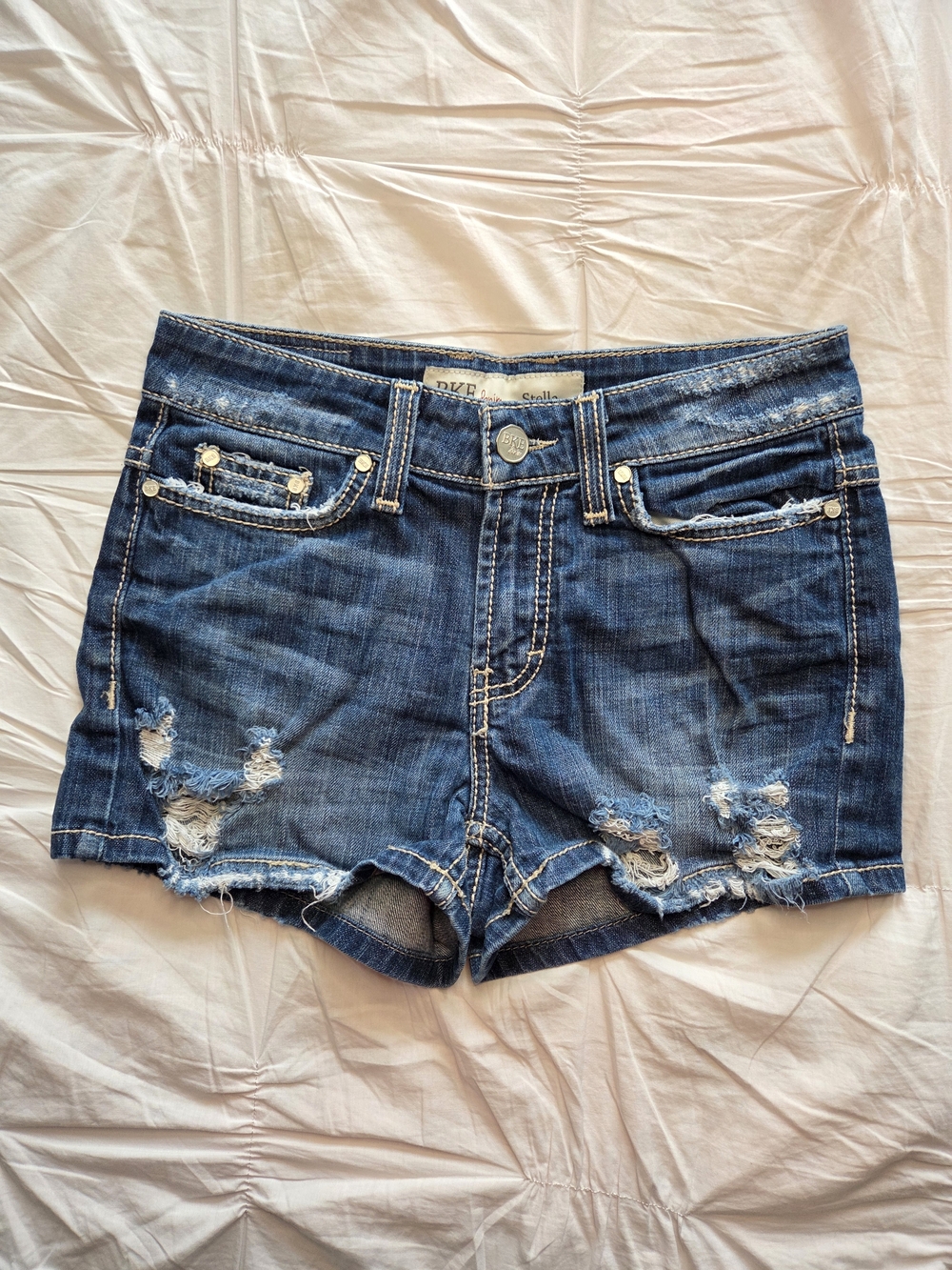 BKE Denim Stella Medium Wash Distressed Denim Shorts High Rise Slim Fit Size 27